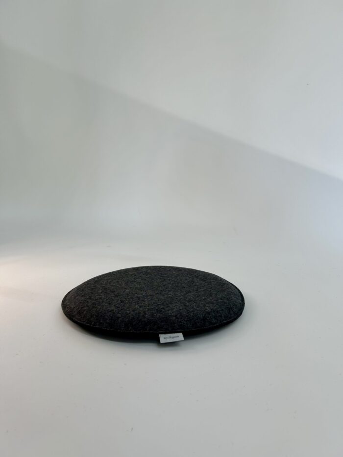 Doppelseitiges Leder/ Filzsitzkissen Ø35cm – Bild 12
